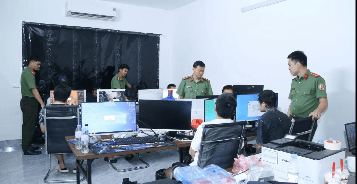 Bắt giữ 11 đối tượng người Trung Quốc lập “đại bản doanh” tại Bắc Ninh, giăng bẫy lừa đảo xuyên biên giới nhắm tới công dân Pháp