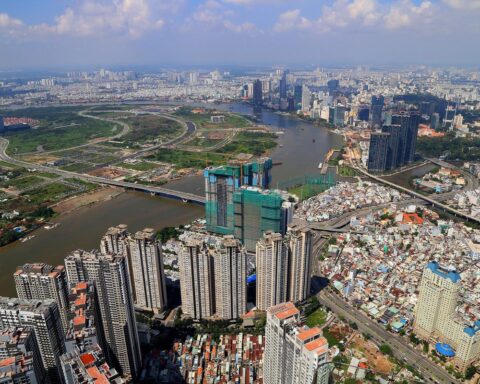 Giá nhà thứ cấp TP.HCM hạ nhiệt: Đà tăng chậm lại, nhà đầu tư bắt đầu giảm kỳ vọng