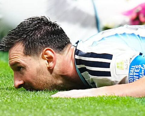 Vì sao Messi hay đá hỏng penalty?