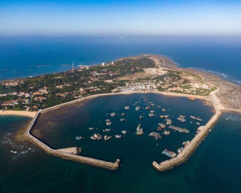 Việt Nam sẽ có sân bay mới tại đặc khu xa bờ nhất Vịnh Bắc Bộ