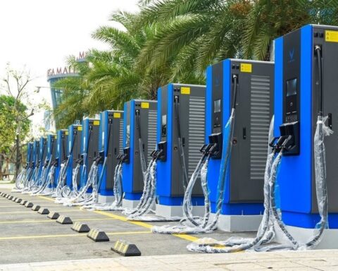 Công ty phát triển trạm sạc xe điện VinFast phát cảnh báo