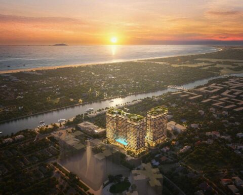 Hàng trăm nhà đầu tư chờ ký HĐMB: Giải mã hiện tượng hấp thụ 95% tại Regal Complex