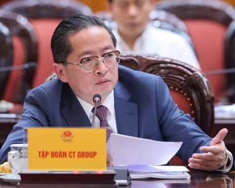 Doanh nhân từng theo học Harvard, sau hơn 30 năm từ bất động sản, hạ tầng, thương mại và công nghệ đã dựng nên tập đoàn top đầu ASEAN