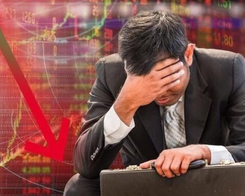 Chứng khoán “đỏ lửa” cuối tuần, VN-Index mất hơn 12 điểm dù khối ngoại mua ròng gần 1.400 tỷ đồng