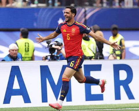 Sao MU mắc sai lầm, Tây Ban Nha đánh bại Bỉ 2-1 giành vé vào bán kết World Cup sau 16 năm chờ đợi