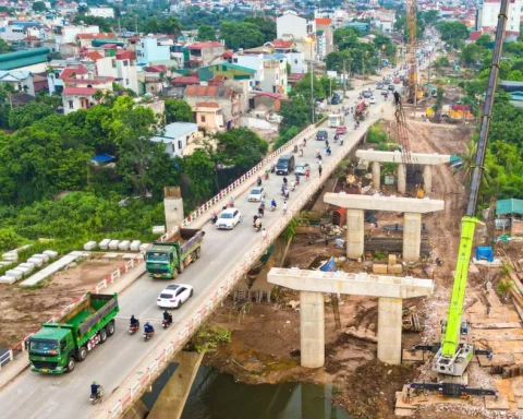 Lộ diện trụ cầu Mai Lĩnh mới sau gần 1 năm thi công