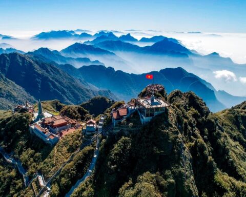 Việt Nam đang sở hữu một công trình lập 2 kỷ lục thế giới, nằm ở thị trấn mát mẻ quanh năm chỉ 15 độ, được Oscar du lịch vinh danh liên tục