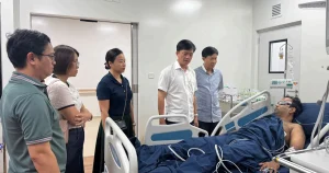 Bệnh viện Chợ Rẫy trong đêm cử bác sĩ hỗ trợ cứu nạn nhân vụ lật ca nô ở Phú Quốc