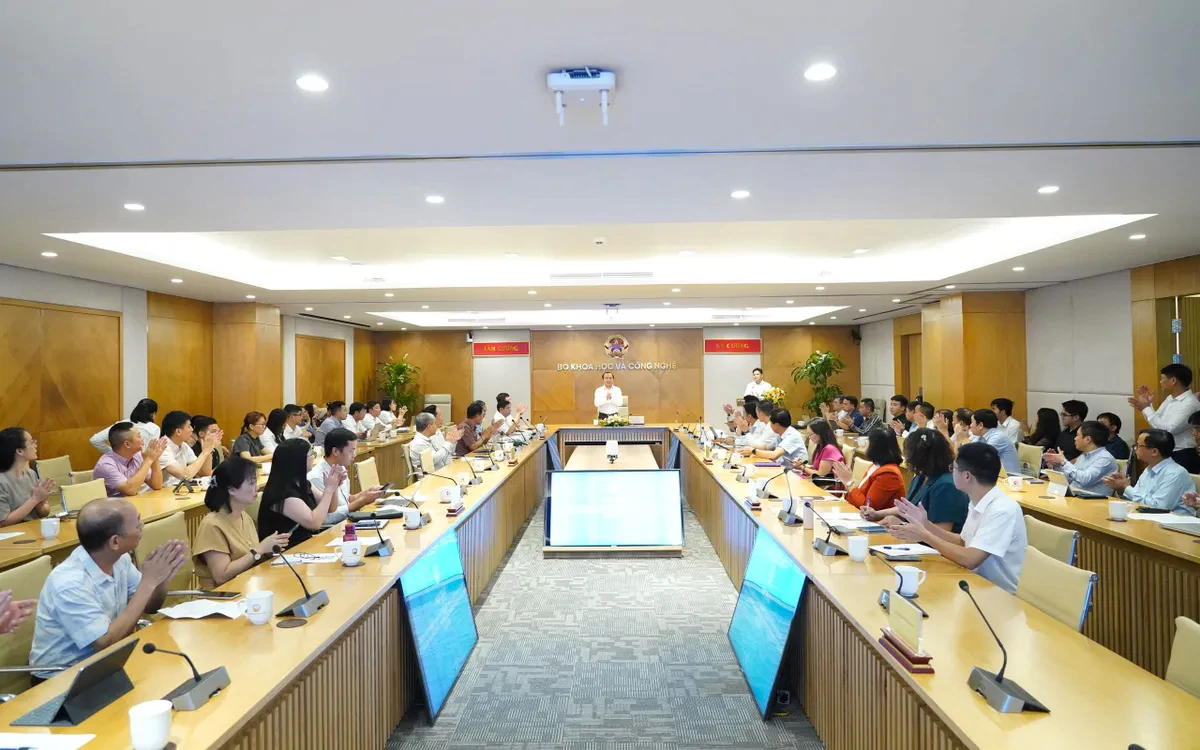 Đề xuất hỗ trợ 50% lãi suất vay để doanh nghiệp mạnh dạn đổi mới công nghệ