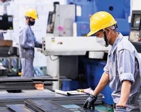 Hà Nội tăng trưởng GRDP 8,22%, đầu tư và doanh nghiệp bứt phá trong nửa đầu năm 2026
