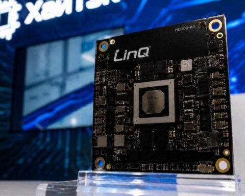 Không dùng chip Phương Tây, Nga tự làm chip AI: Chạy không cần internet, tốc độ 30.000 tỷ phép tính mỗi giây