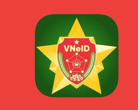 Người dân kiểm tra ngay VNeID trước 20/8