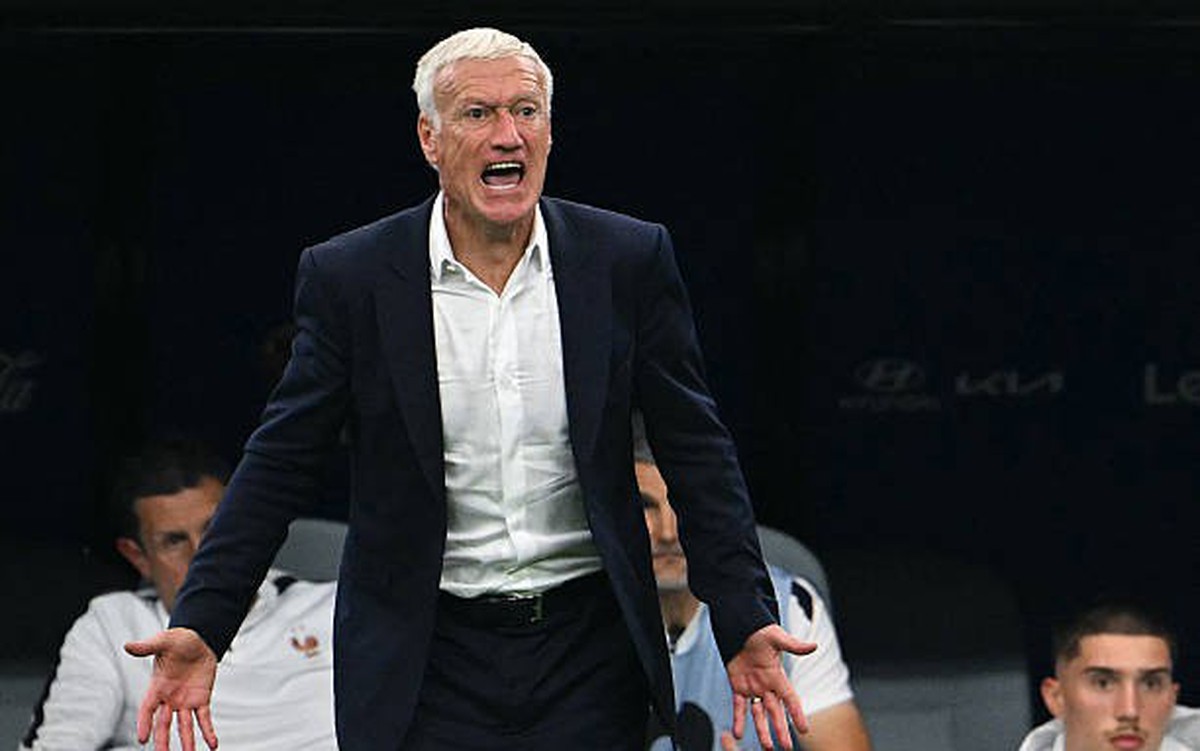 HLV Deschamps gay gắt sau thất bại của Pháp trước Tây Ban Nha: “Trọng tài có đủ trình độ không?”