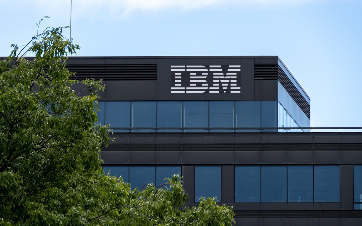 Mất 68 tỷ USD sau một đêm, IBM vừa trải qua ngày đen tối nhất trong lịch sử 115 năm