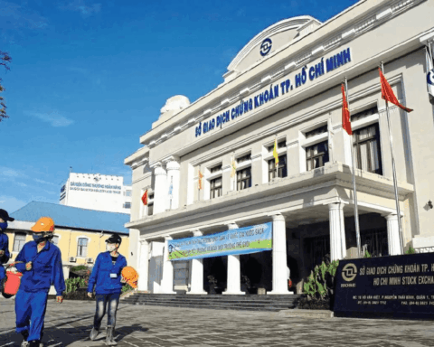 Chứng khoán Việt Nam ghi nhận thành tích “khủng” nhất ASEAN, vượt qua Singapore