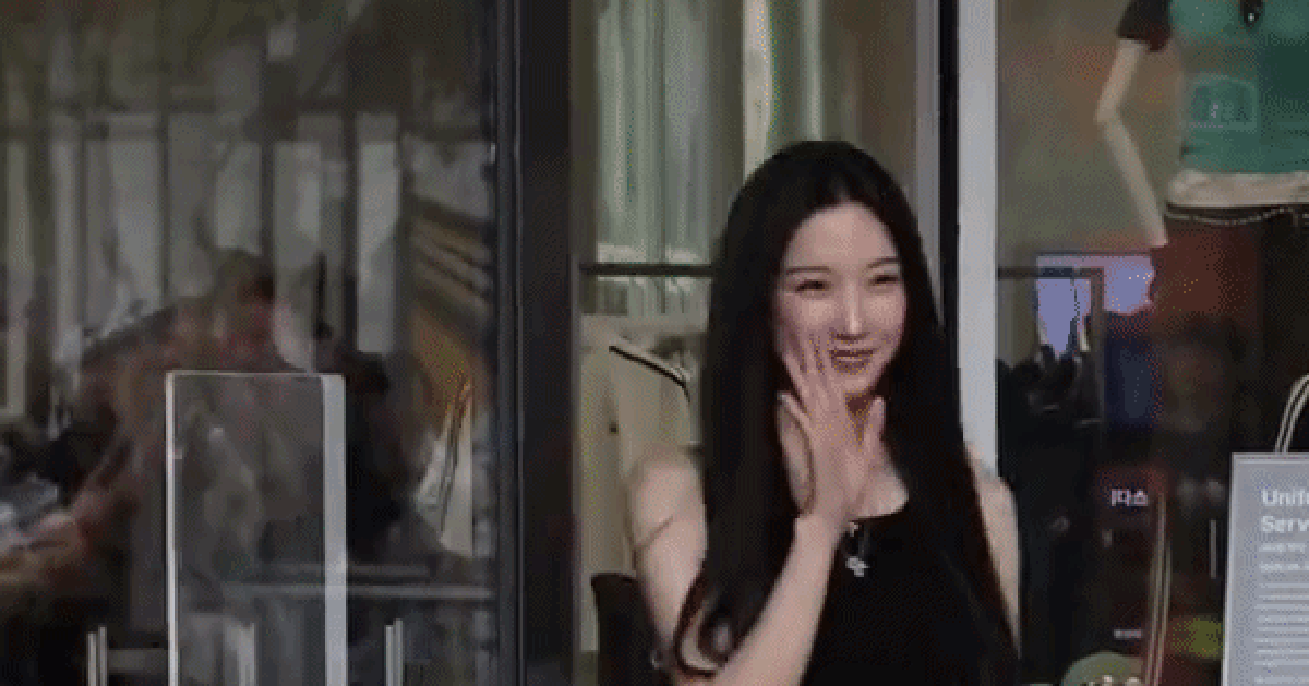 Mỹ nhân đẹp thách thức cam thường: Mặc đơn giản mà chiếm hết spotlight