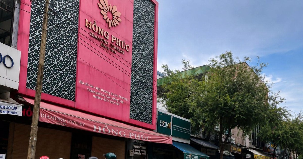 Nóng: Thêm một tiệm vàng có tiếng tạm dừng hoạt động để ‘nâng cao chất lượng dịch vụ’