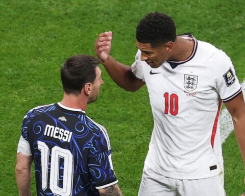 Bellingham tiết lộ sự thật về màn “khẩu chiến” với Messi, cậu Be nói gì mà khiến siêu sao “bĩu môi”?