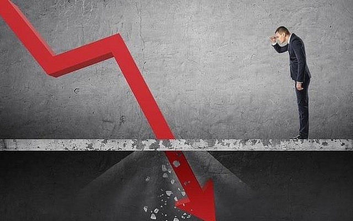 Chứng khoán “rơi” 150 điểm từ đỉnh, đáy đã dần lộ diện?