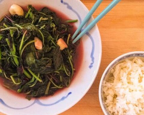 Người đàn ông suy thận cấp vì 1 kiểu ăn rau dền