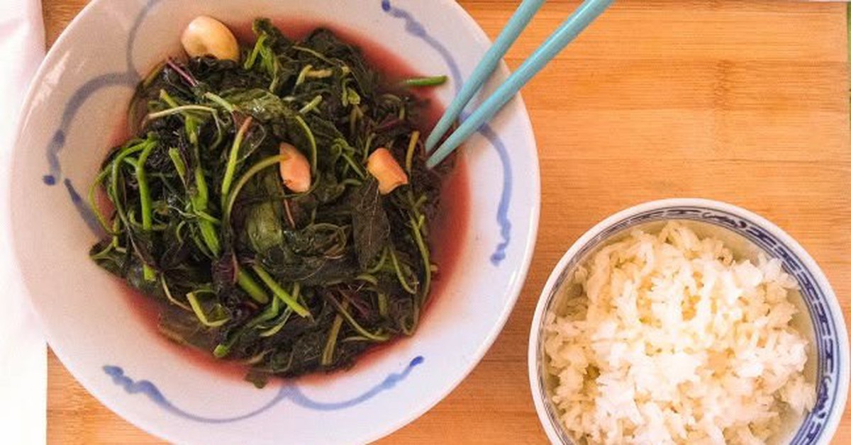 Người đàn ông suy thận cấp vì 1 kiểu ăn rau dền