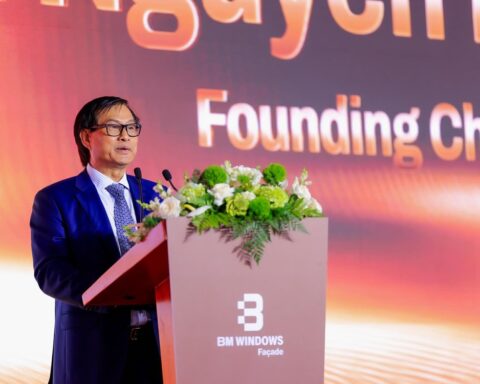 Ông Nguyễn Bá Dương khánh thành nhà máy façade lớn nhất Đông Nam Á