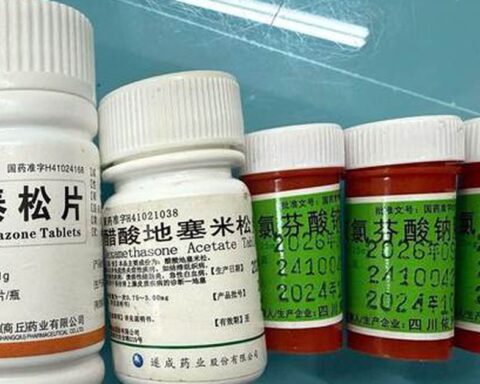Bệnh viện Bạch Mai cảnh báo loại thuốc đã bị cấm 20 năm vẫn đang bán trên mạng, nguy cơ tử vong, nhiều người đang dùng