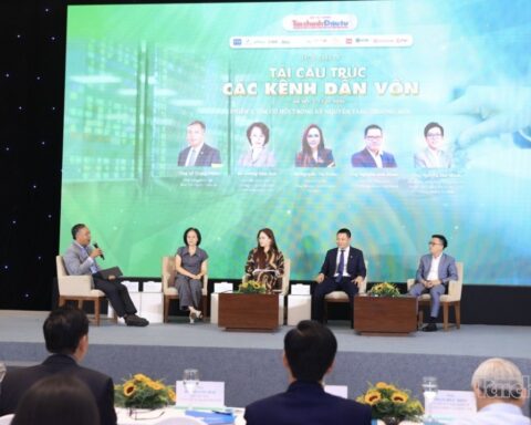 Khơi thông nguồn vốn trong nước, tạo dư địa thu hút dòng vốn quốc tế