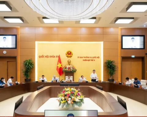 Đề xuất bổ sung quy định quyền đồng kiểm khi nhận hàng để ngăn lừa đảo thương mại điện tử