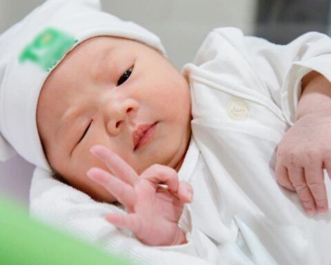 Đề xuất miễn, giảm học phí cho gia đình sinh 2 con gái