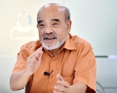 GS Đặng Hùng Võ: Tôi cũng từng phải nhờ “cò” làm sổ đỏ