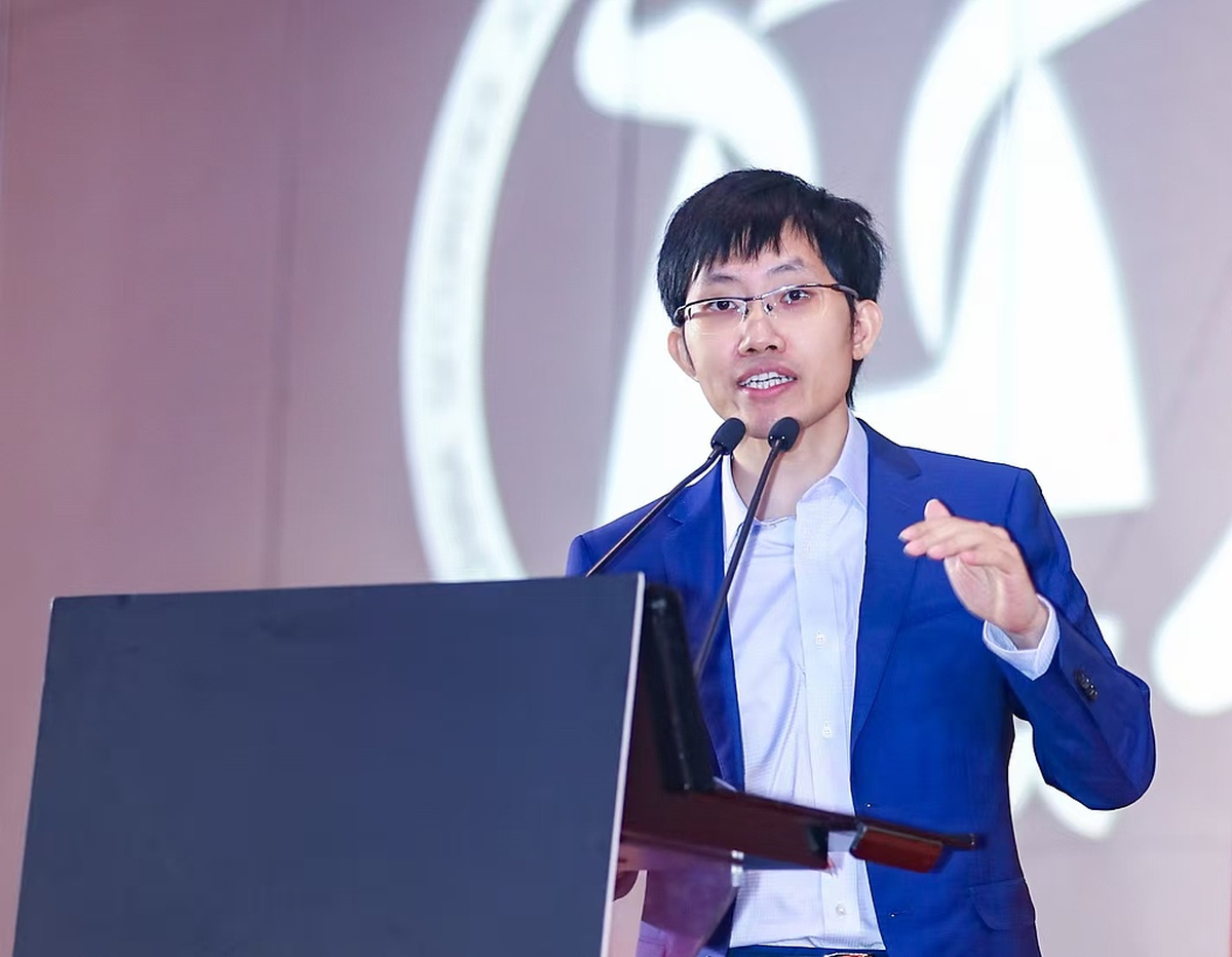 Chân dung nhà sáng lập DeepSeek, tỷ phú AI giàu nhất thế giới