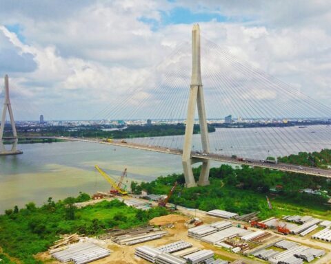Khối bê tông từ độ cao hàng chục mét từng đổ sập hoàn toàn, Việt Nam vẫn thành công đưa công trình hơn 340 triệu lập kỷ lục Đông Nam Á cách đây gần một thập kỷ