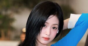 Công chúa showbiz mới 19 tuổi bị “o ép” vòng 1 đến nghẹt thở, công ty quản lý hứng trọn chỉ trích