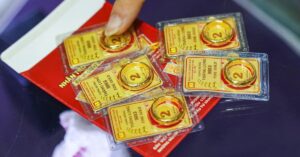 Giá vàng hôm nay 19/7: Đứng ở ngưỡng thấp