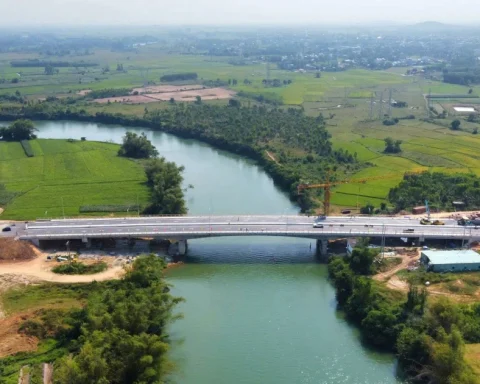 Đà Nẵng: 21 cây cầu ‘nằm chờ’ đường dẫn
