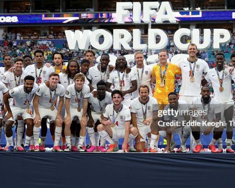 Hành trình giành hạng 3 World Cup sóng gió của tuyển Anh: Từ mất trộm đồ, tranh cãi nảy lửa đến cảm xúc vỡ oà