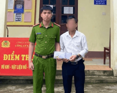 Sau khi chuyển khoản thành công 250.000.000 đồng, người phụ nữ SN 1983 kiểm tra tài khoản rồi vội báo công an