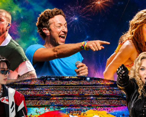 Halftime show đầu tiên trong lịch sử World Cup: 4 siêu sao thi nhau “vùng vẫy” trong 11 phút hỗn loạn