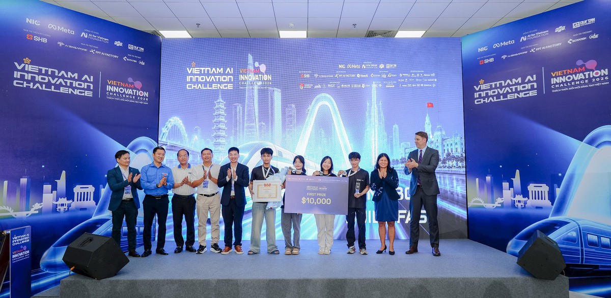 Chỉ có 48 tiếng, những gương mặt trẻ này đã xuất sắc vượt qua 339 đối thủ để giành phần thưởng 10.000 USD tại VAIC 2026