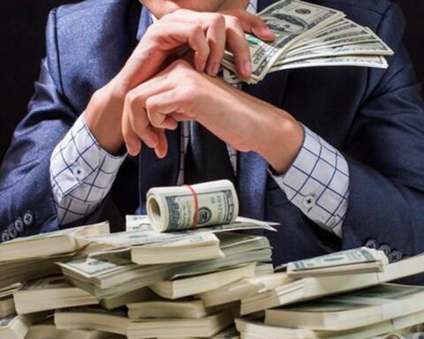 Một tỷ phú Việt vừa “đánh rơi” 2.700 tỷ đồng