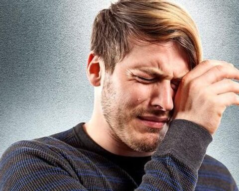 Nhà đầu tư nên xử lý thế nào khi bị “kẹp hàng”?