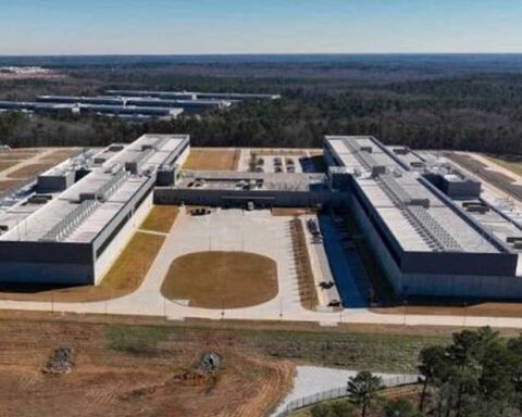 1.650 tỷ USD: Khoản nợ ẩn khổng lồ khiến Thung lung Silicon choáng váng, Meta, Microsoft ồ ạt phát hành cổ phiếu, trái phiếu để sống sót