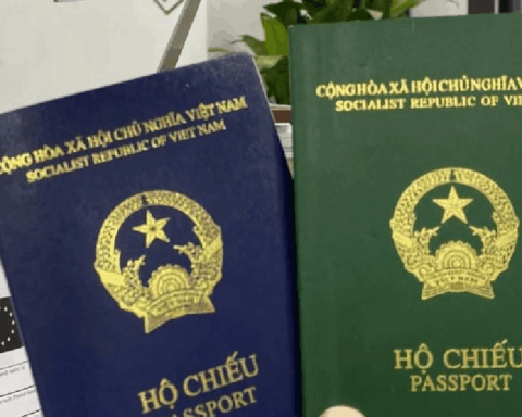 Lời khuyên cho công dân sử dụng hộ chiếu cũ chưa gắn chip năm 2026