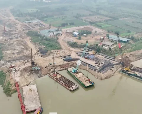Hà Nội yêu cầu làm rõ nguyên nhân chậm tiến độ cầu Thượng Cát