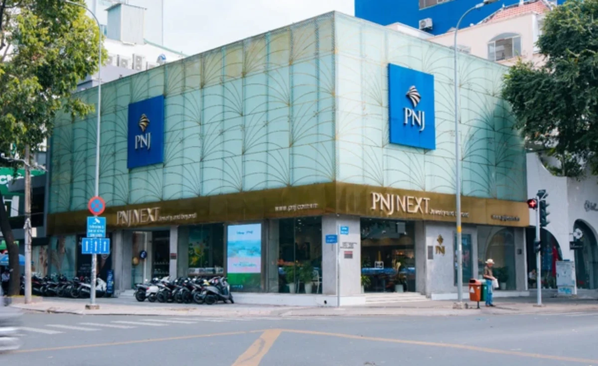 PNJ xin lỗi trước làn sóng ‘bán tháo’ kim cương