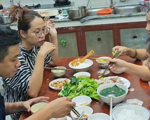 2 gia đình 7 người ở ghép trong một căn nhà tại TP.HCM để cắt giảm chi phí: “Quy ước ngầm” khi sống chung