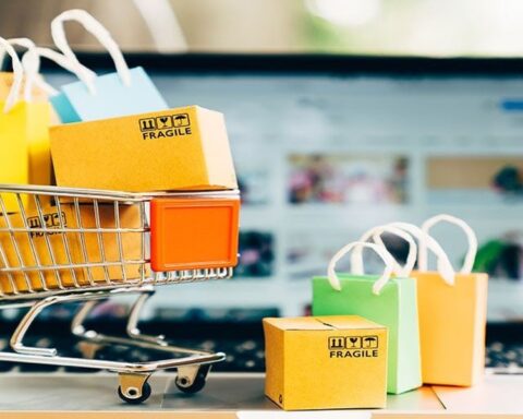 2 phút “đốt ví”: Ma trận dopamine và FOMO đang thao túng người trẻ mua sắm như thế nào?