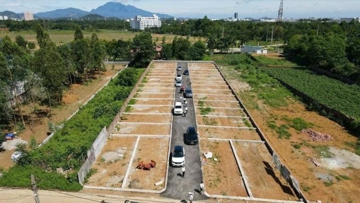 Mua đất nền kiểu này có thể sắp bị quản chặt: HoREA đề xuất sửa Luật Kinh doanh bất động sản