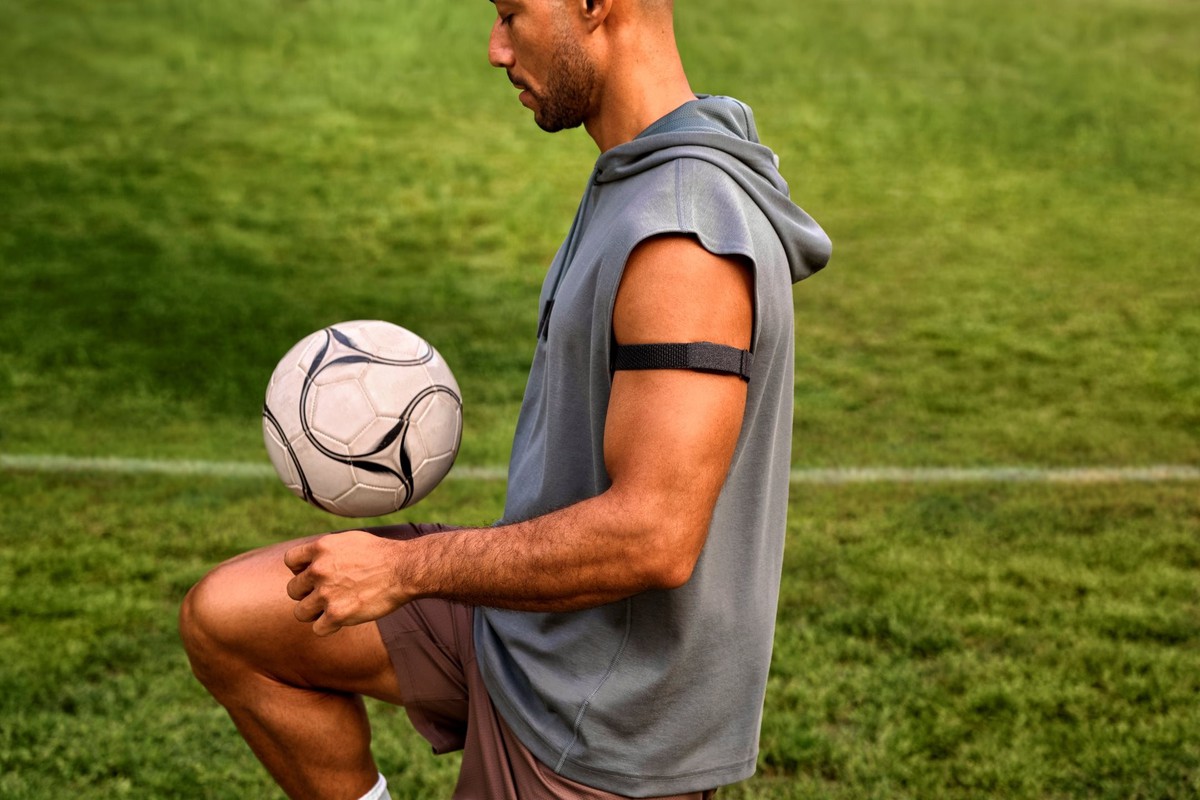 Garmin ra mắt vòng đeo tay thông minh không màn hình: Siêu nhẹ, thời lượng pin lên đến 10 ngày